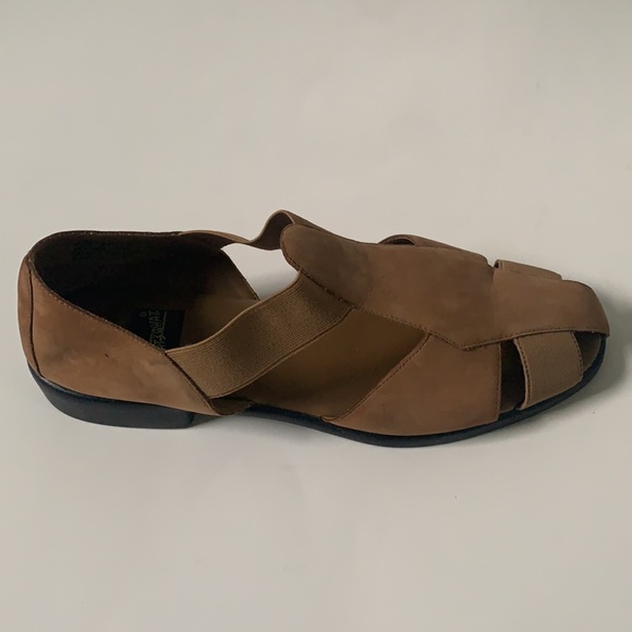 What’s What Sandals. Upper leather in brown color - Picture 8 of 10